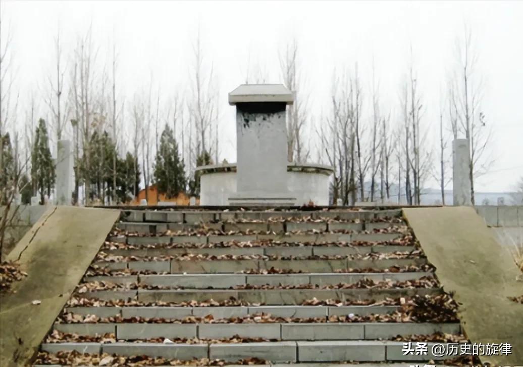 1959年安徽山村，村民炸清墓找粮，开棺后全员沉默：这是护国北洋英雄
 
195