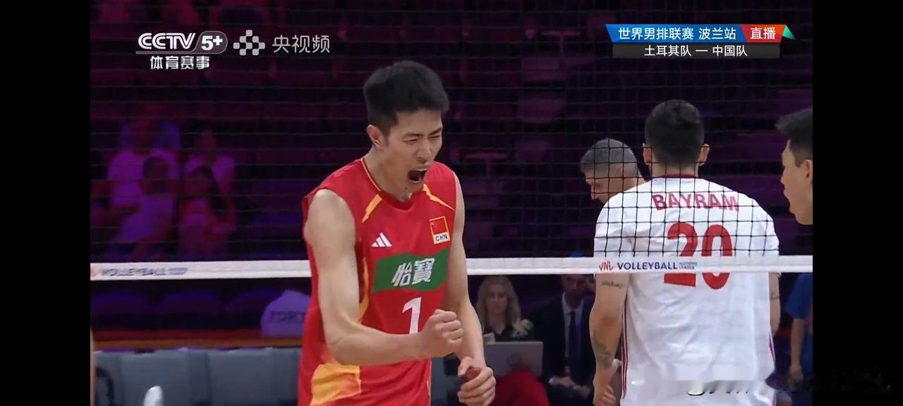毫无还手之力，中国男排打土耳其男排的斗志在哪里？


16:25/19:25，世