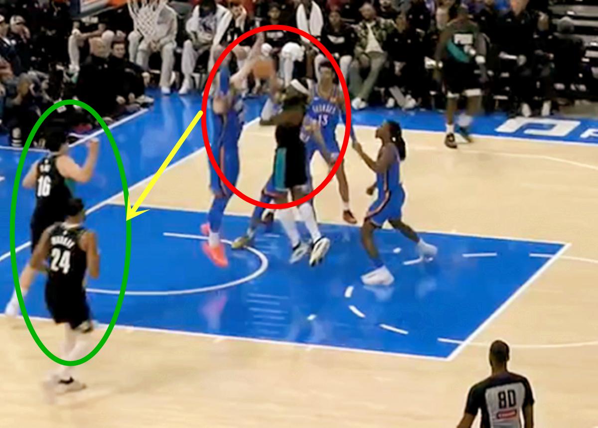 杨瀚森绝佳扣篮机会，队友却不传！
北京时间11月24日，开拓者与雷霆的比赛来到第