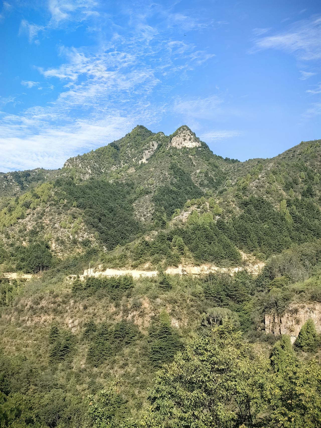 各位股友:大家好。今天我对上证指数走势的预测是非常靠谱的。我预测最高点是3990