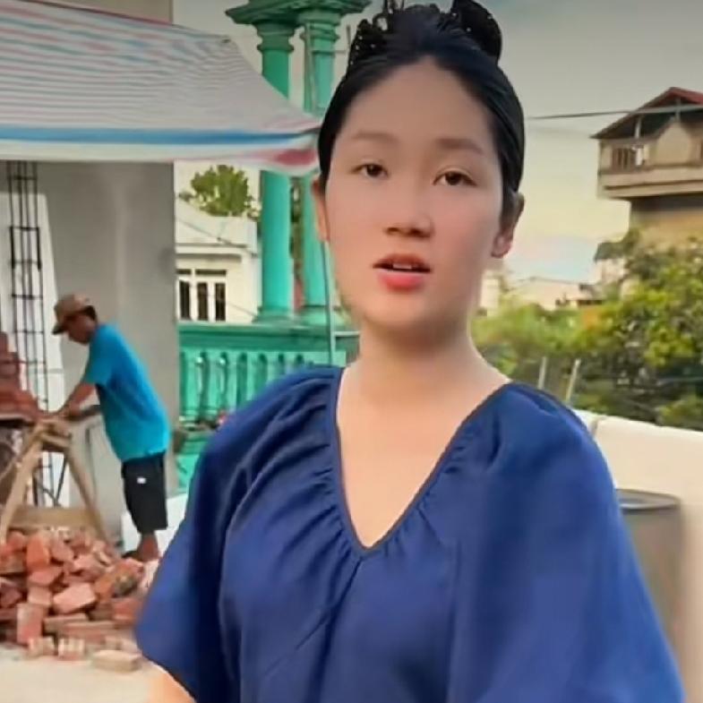 小松现在负担越来越重了，民宿还没有盖完，小舅子不准备上大学，准备赚钱娶媳妇。小松