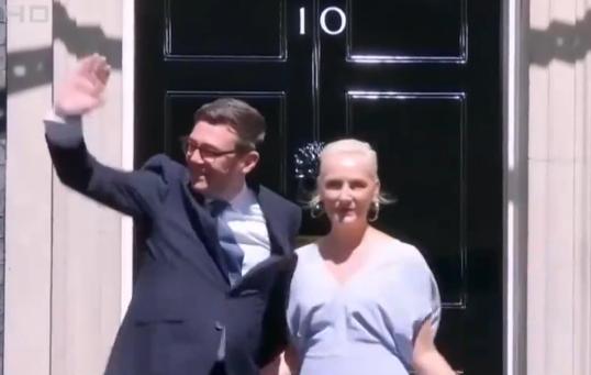 特朗普与英国新任首相通话，中英关系未来走向尚不确定！

特朗普与英国新任首相安迪