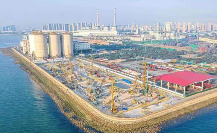 7月15日，一则关于中国超级跨海工程的最新消息正式公布，迅速吸引了工程界和许多人