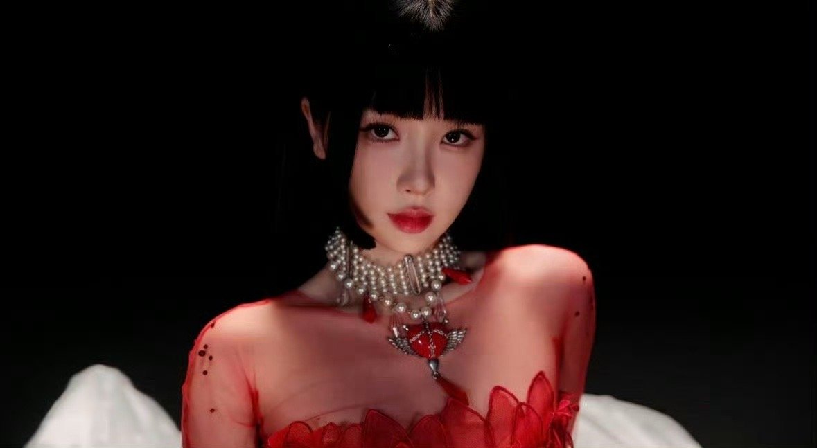 (๑˘ᴗ˘๑)下一站，在前方向我召唤——虞书欣《澎湃》