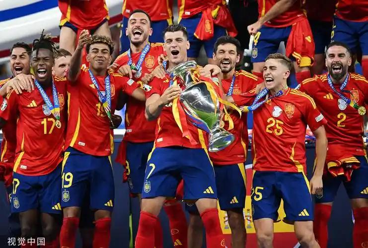 7🈷️20号凌晨，独属于西班牙🇪🇸
7月20号凌晨，独属于西班牙的夏日时刻