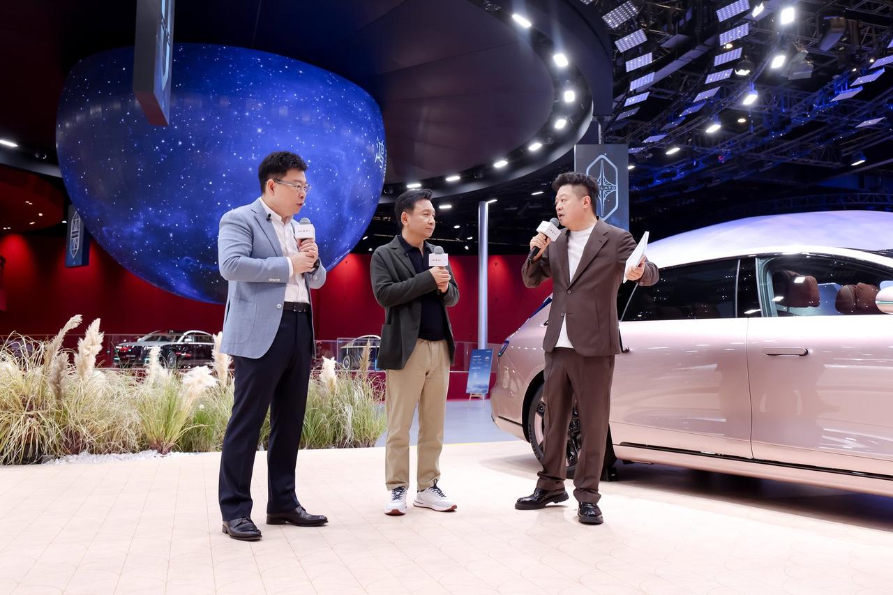 从15万到150万，体验却“一碗水端平”，鸿蒙智行怎么做到的？
逛完北京车展鸿蒙