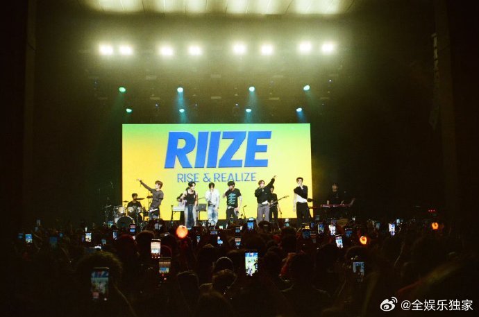 朴元彬你心画歪了 期待值拉满的澳门场，结果被朴元彬画歪的心可爱到了～ 