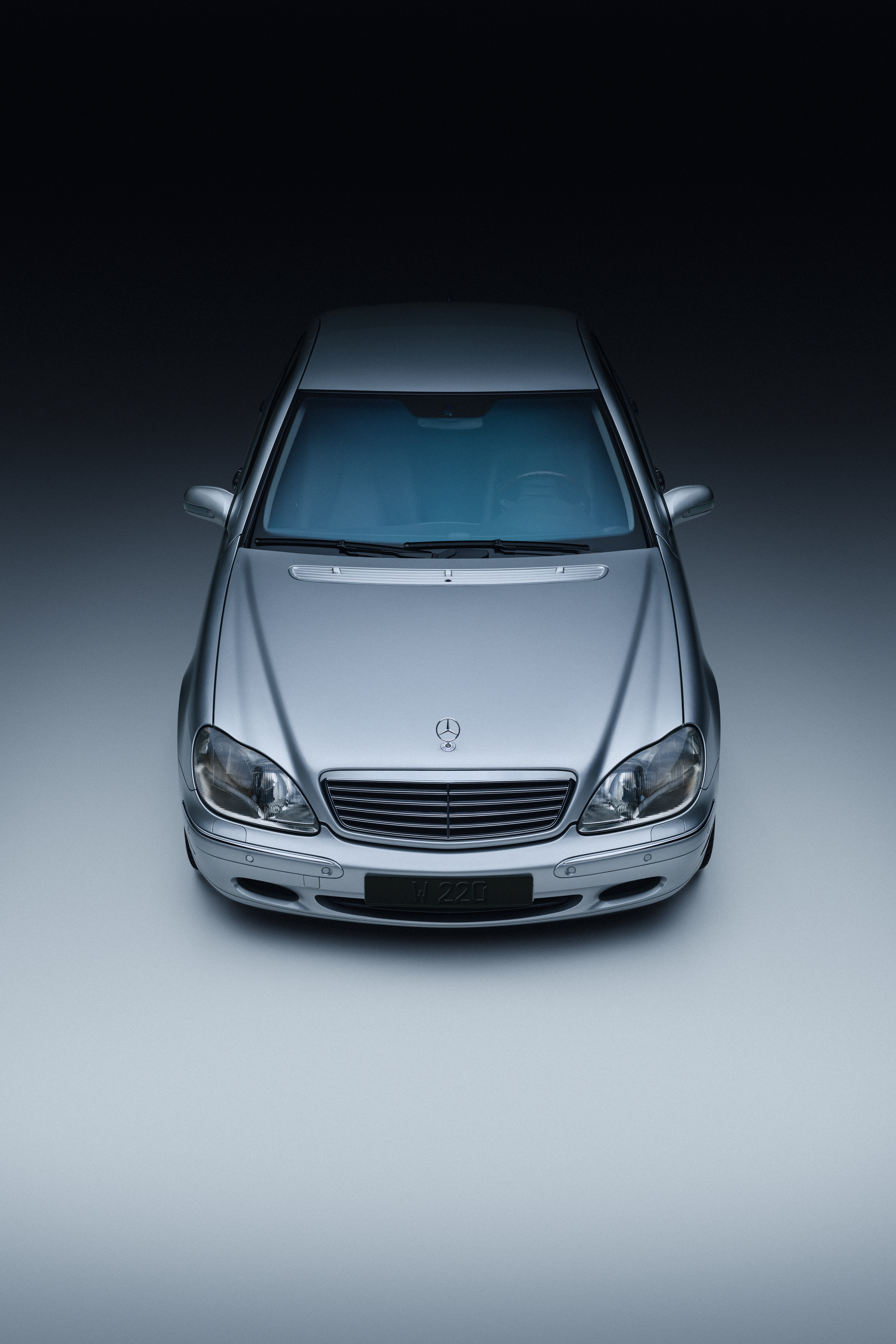 140年是什么概念？很多“百年老店”在它面前都是晚辈奔驰用了140年回答了一个问