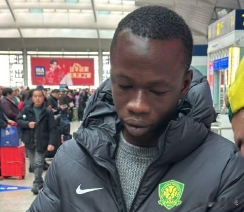 北京国安苏州集结，期待超级杯冠军…今天下午北京国安队在苏州重新集中，全力备战超级