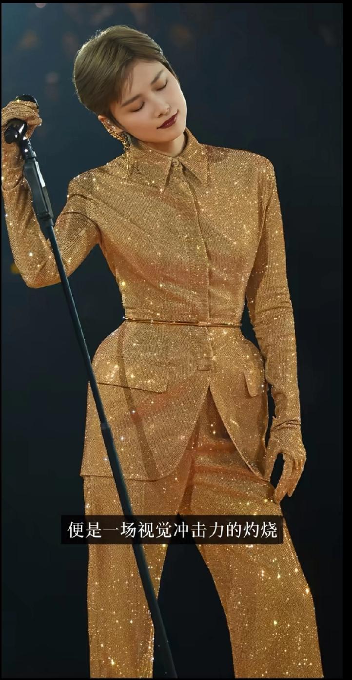 谁懂啊！李宇春的巡演现场，才是内娱顶流该有的样子
 
刷到李宇春郑州巡演的现场，