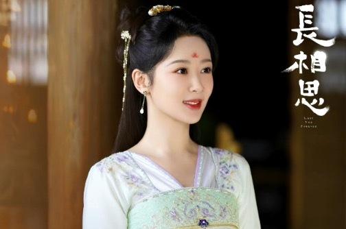 身为女人，问大家一句话，要如实回答:条件允许的话，你会去整容吗？

我会去，谁不