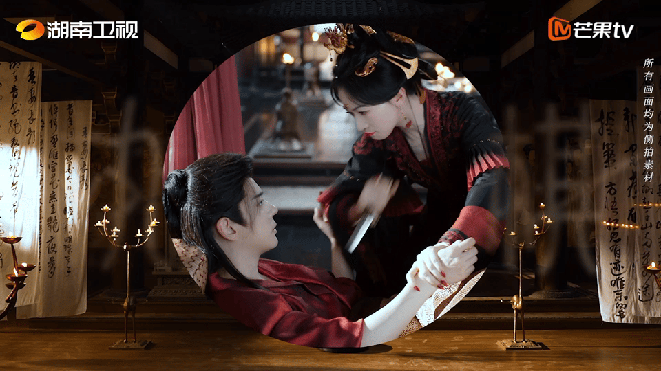 谁家男女主白天叫夫君晚上捅刀子 吴谨言眼里的明霜从来不是小白兔，是披着兔皮的狼。