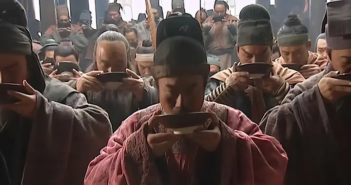 征方腊归来的宋江如何做才能善终？