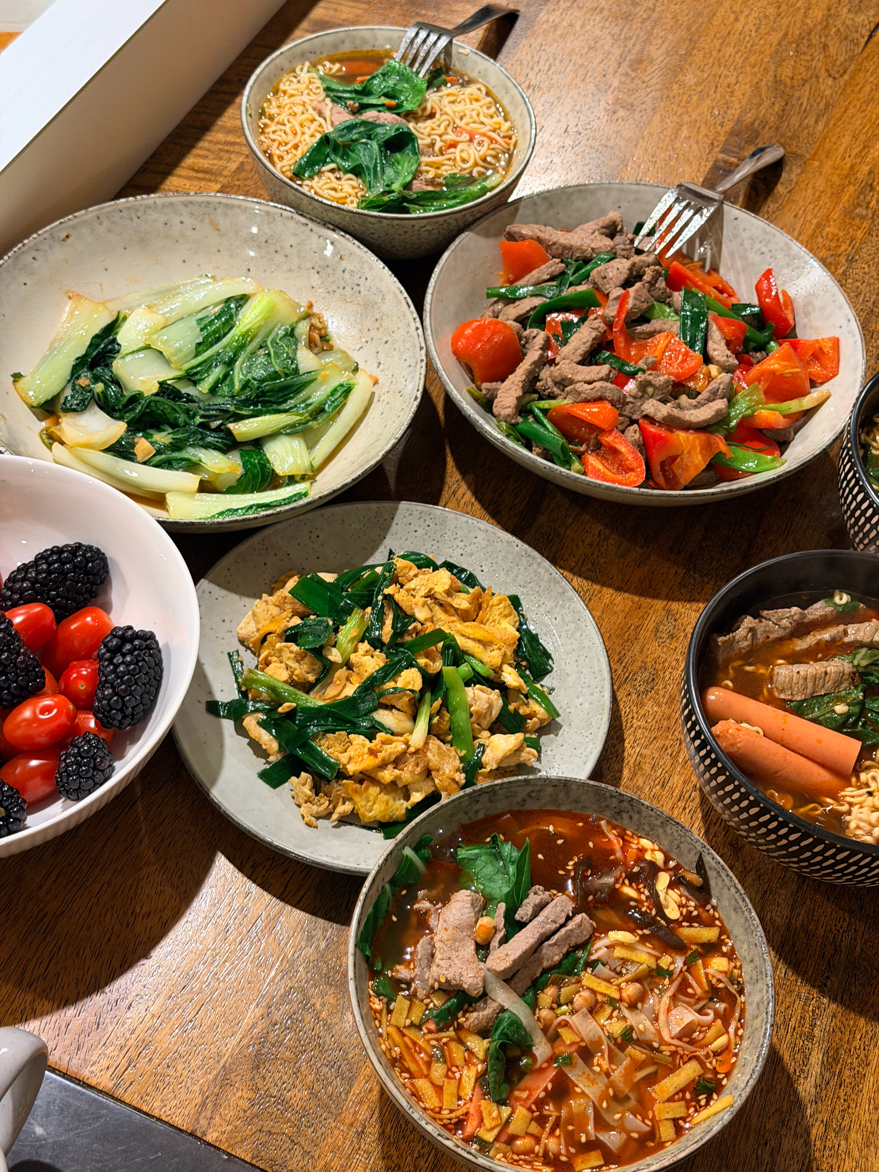 白人饭吃够了本人亲自下厨