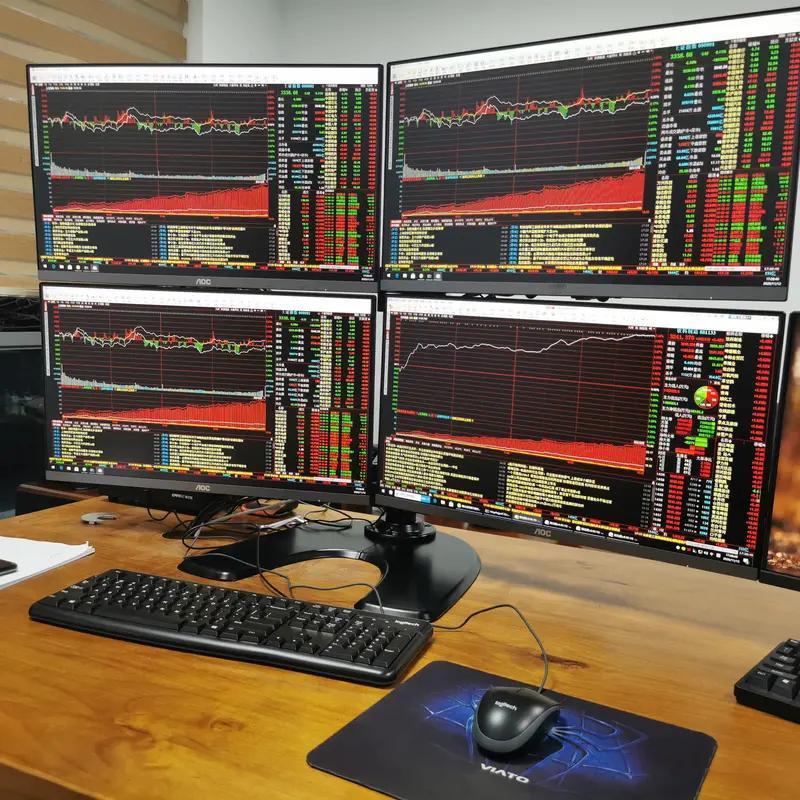 炒股一年翻十倍，你们信吗？
 
朋友炒股太牛了！不到一年的时间，手里的股票直接翻