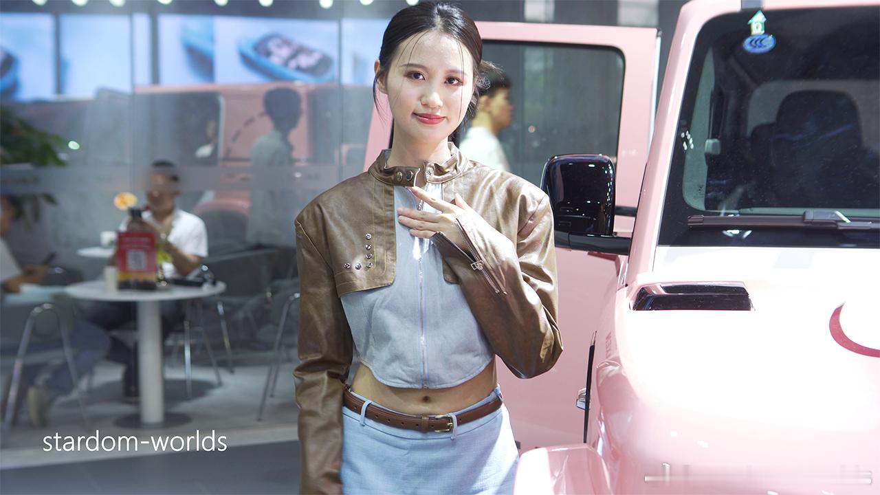 2025东莞春季车展 美女车模 37 