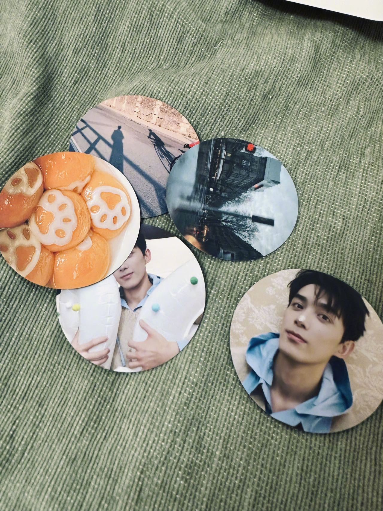 这个吴磊好浪漫啊 补药放过这个真诚的，连新年礼盒里的周历都是磊磊自己分享的日常照