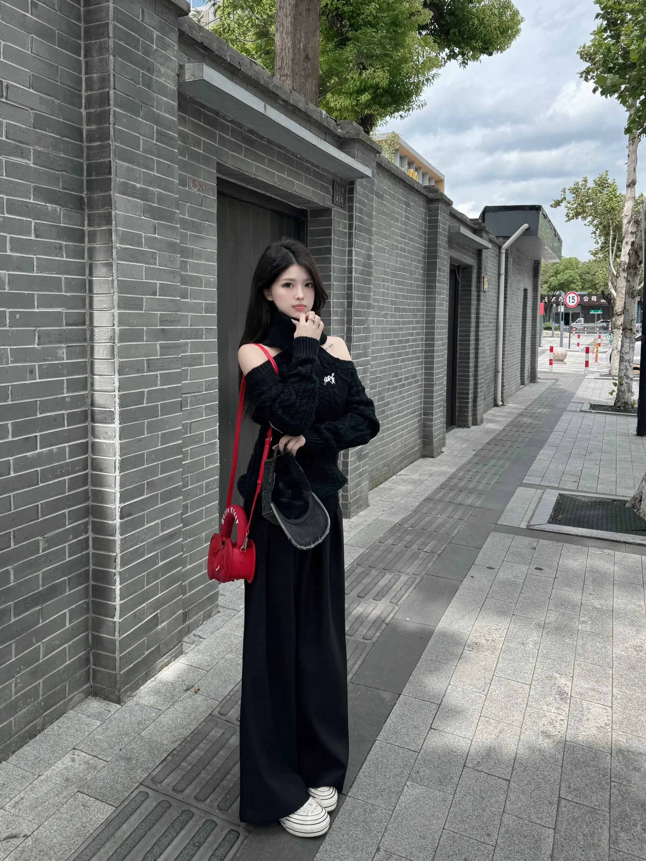 爱为何总是填不满又掏不空