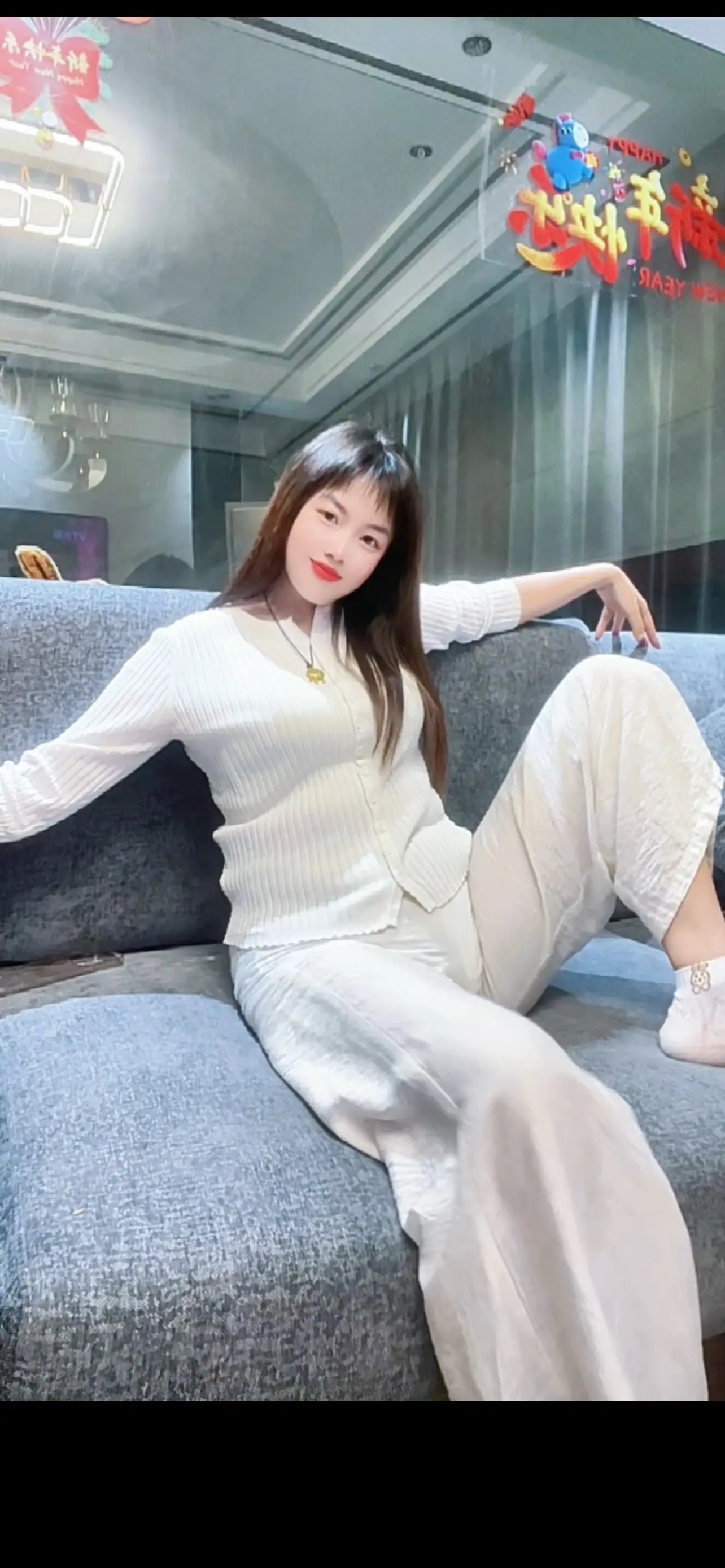 懂你的人会用你所需要的方式去爱你，不懂你的人会用他喜欢的方式去爱你，于...