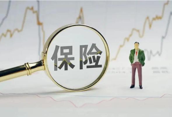 河南，一老人买了8万元保险，这天老人车祸意外离世。谁想，当家属找保险公司理赔时，