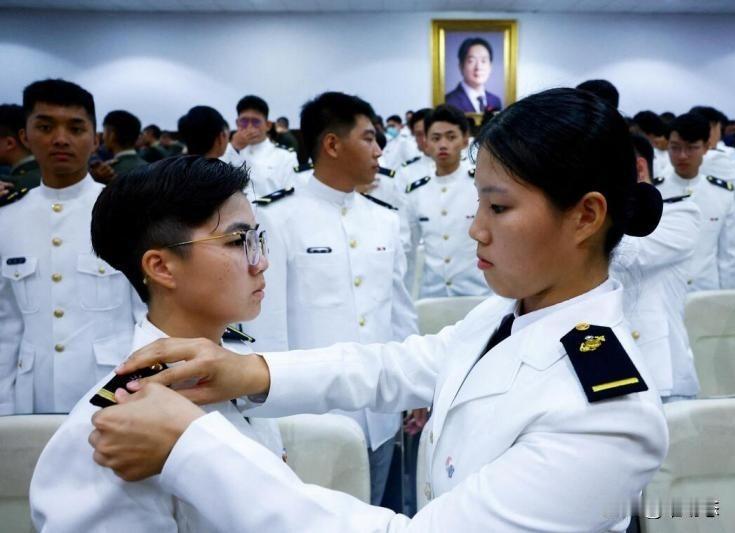 台湾地区军官学校恢复“反共爱国教育”，是在开历史倒车！

台湾地区防务部门日前宣