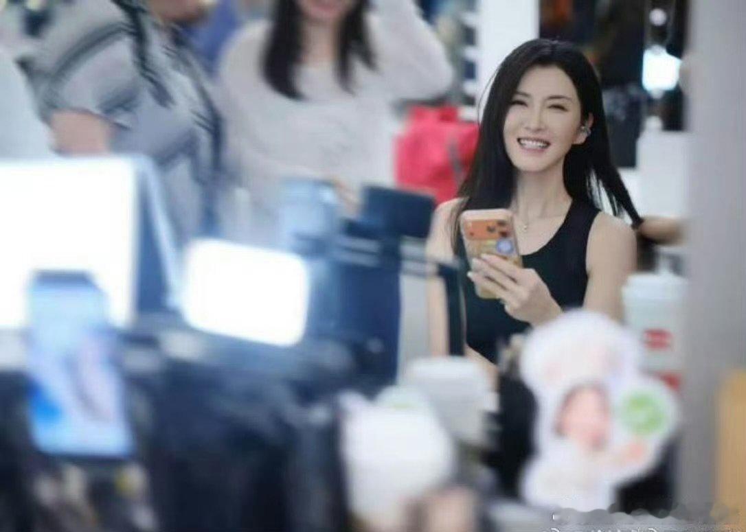 徐洁儿回应浪姐小考高音没唱上去乘风2026谁都有发挥失常的时候，徐洁儿此次小考受