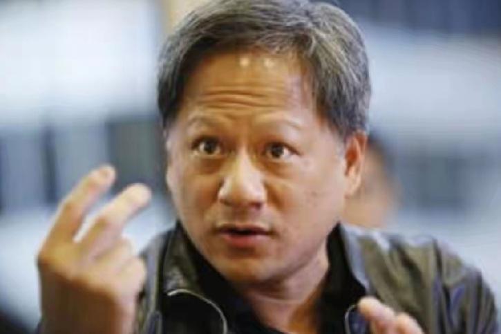 黄仁勋这话可真是捅破窗户纸了，全球AI领域一半依赖中国人，这话一点都不夸张。从数