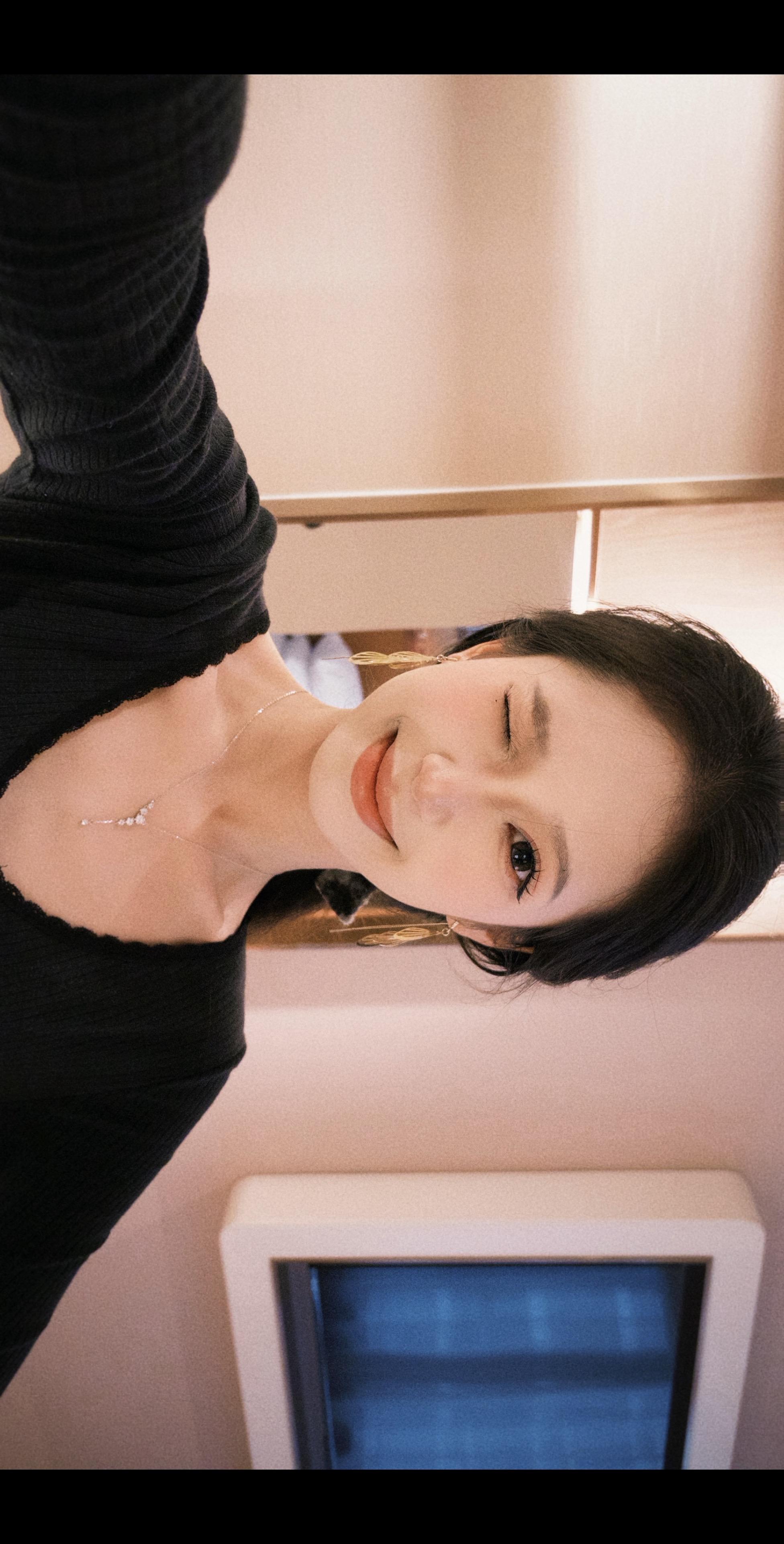 灯火阑珊。