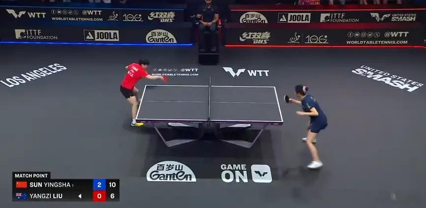 WTT美国大满贯女单首轮，孙颖莎3-0战胜刘杨子，晋级32强。下一轮，她将迎战德