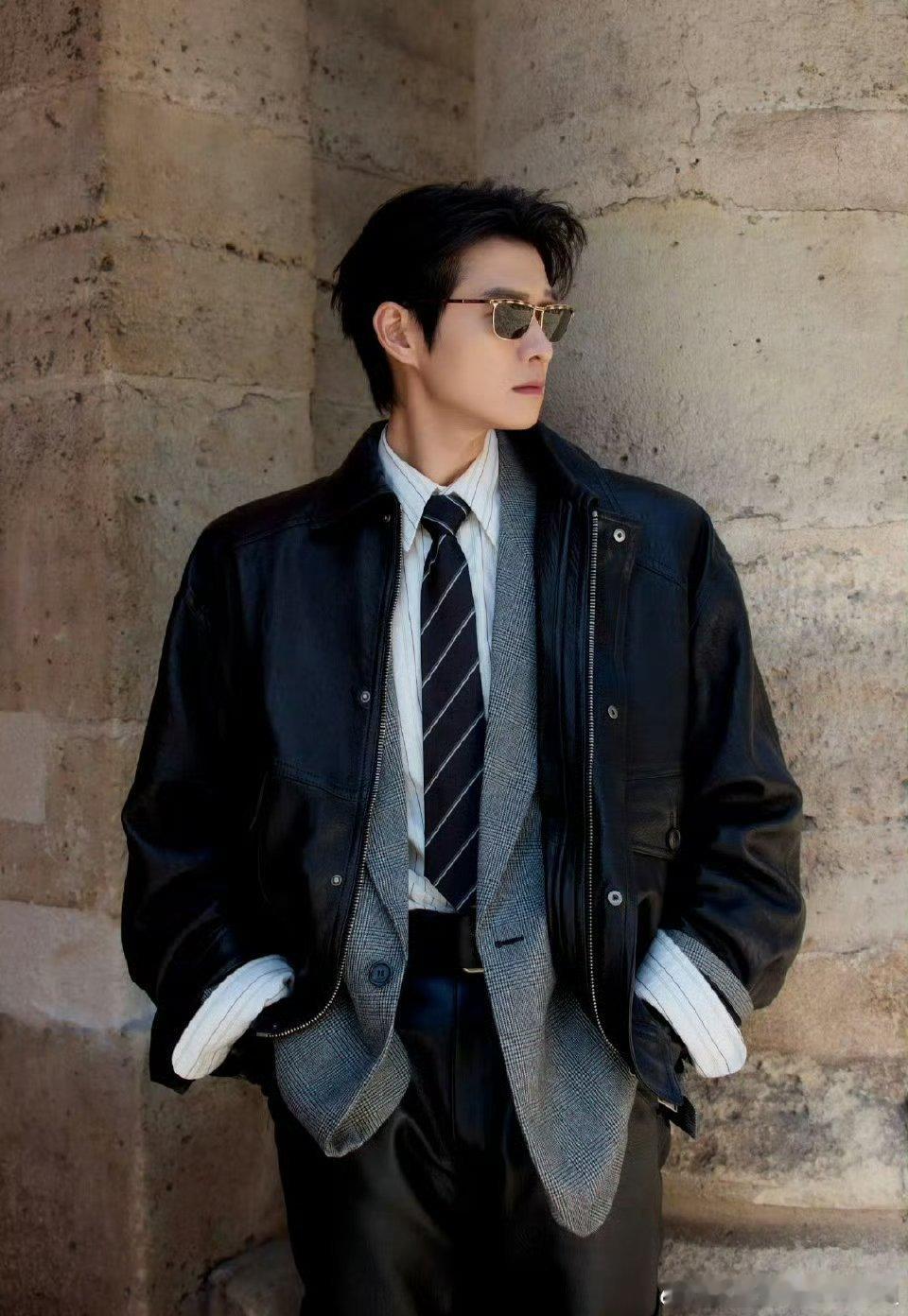魏大勋VOGUE专题报道唯一亚洲面孔 有网友发现，魏大勋是这次vogue专题报道