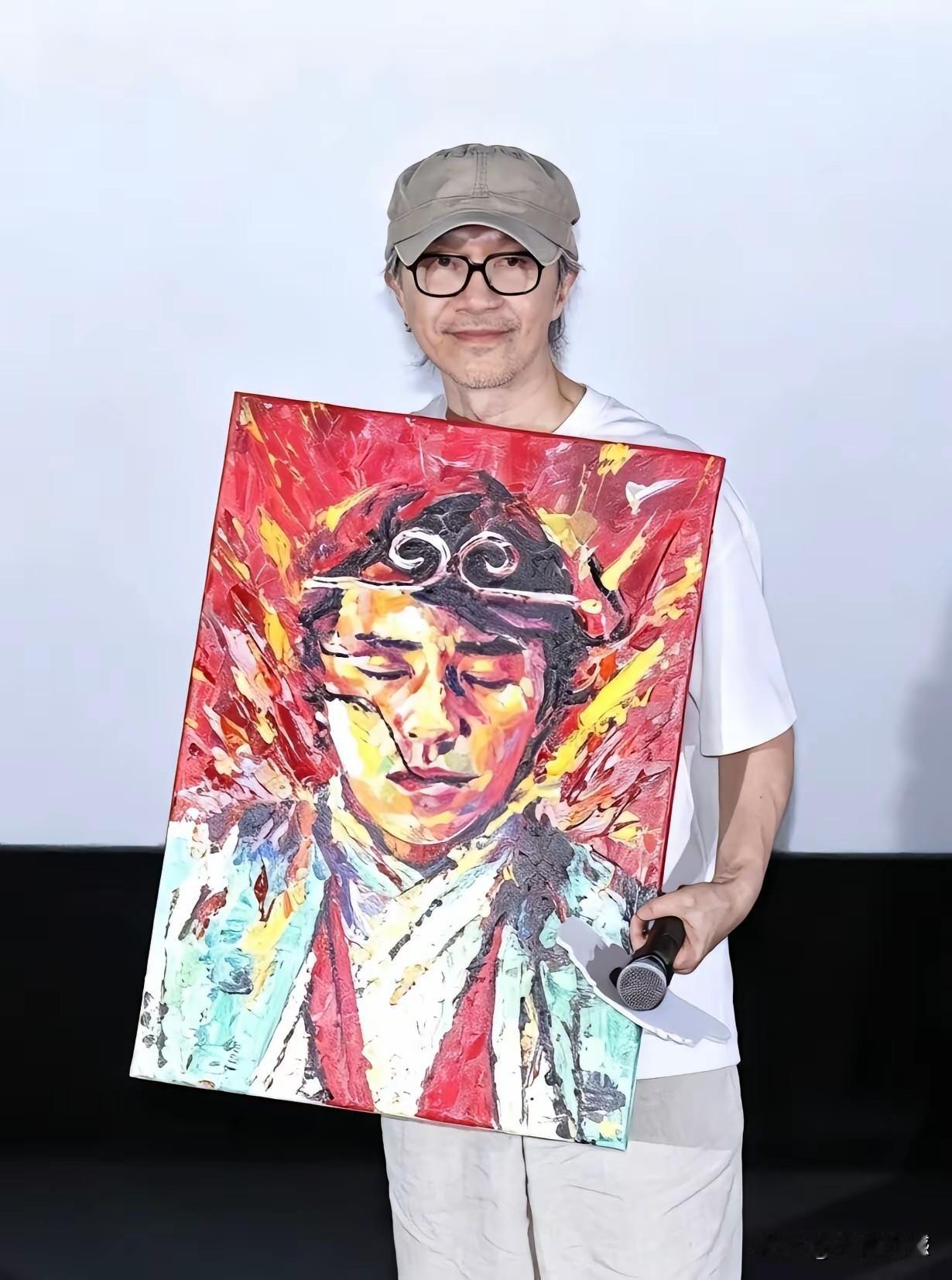 周星驰这个人，今天才知道他名字的由来，原来他的名字是他母亲给他起的，来源于滕王阁