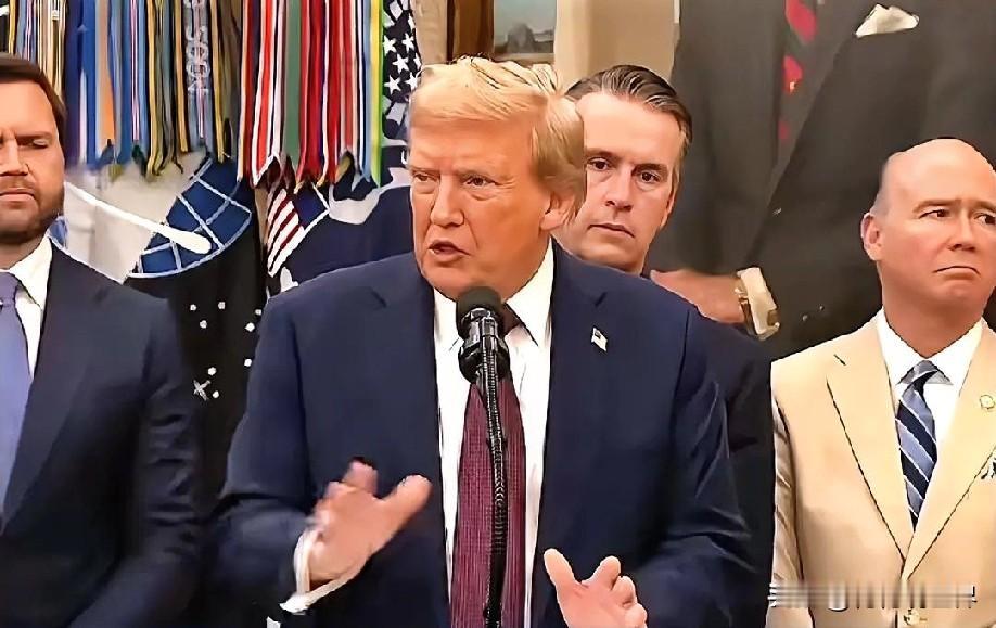 1月17日上午的最新消息，速报，全都不容错过，第一条：特朗普威胁对不支持美获取格