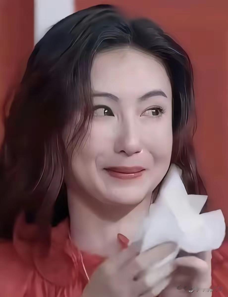 张柏芝在法庭上崩溃大哭，告诫所有女人
一个事实:“夫妻关系永远第一位，然后才是亲