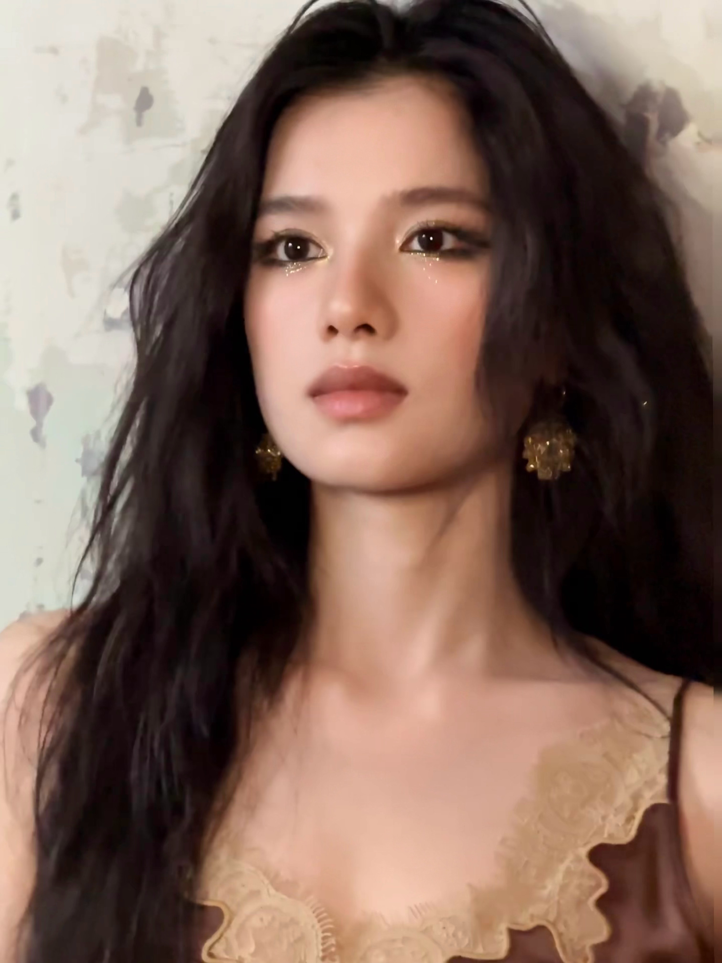 豹塑起立 