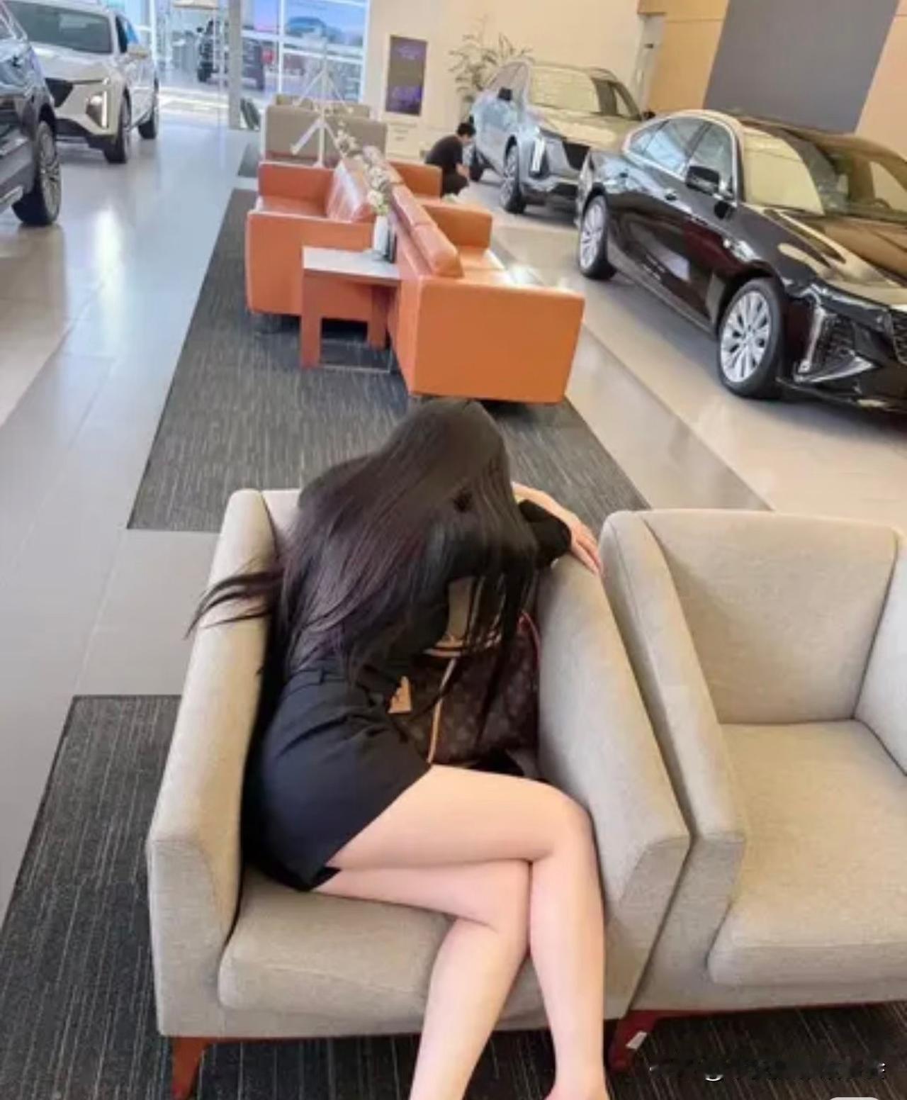 4S店的 汽车销售  都会开车吗？