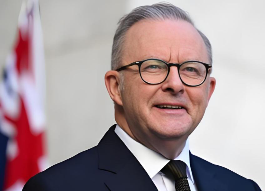 澳大利亚翻脸比翻书还快。前脚刚喊着要收回达尔文港，后脚，盛和资源公司直接收到了一