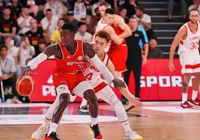 中国男篮49分惨败给德国，输在哪里？显然这NBA4大球星！

1，大当家，“小黑