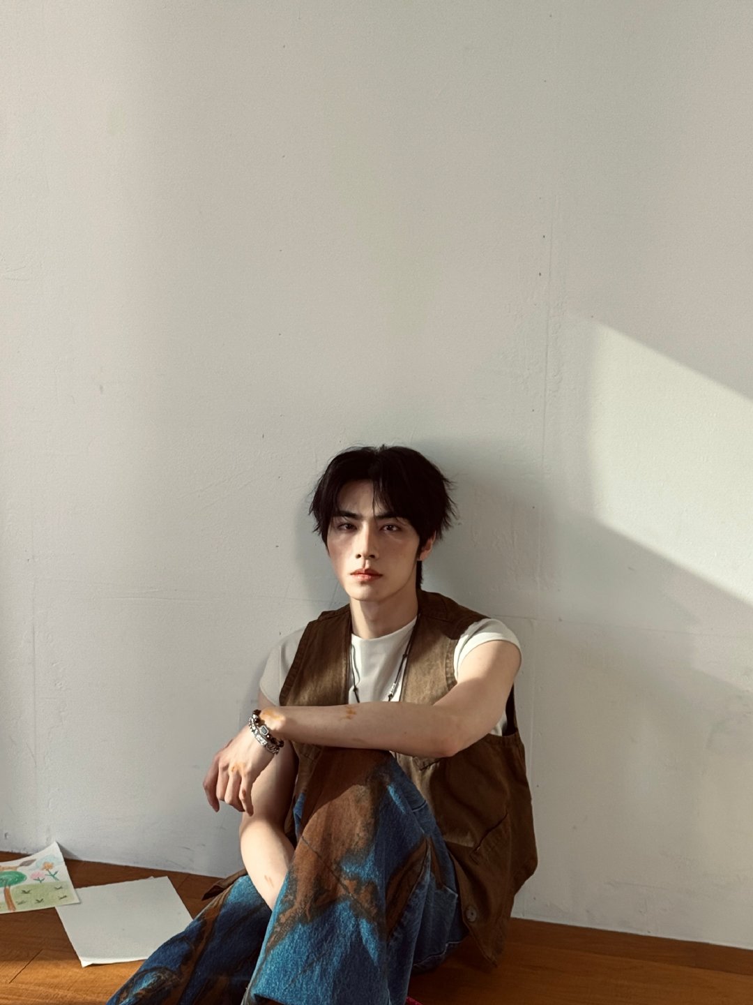 肖俊又帮粉丝买单了 粉丝只是想安安静静吃个饭，结果肖俊过来打招呼、签名、买单一条