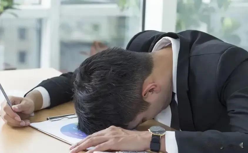 打工人真是太难了，我家儿子这几天忙的饭都难吃上一口。前天快临近中午时突然被领导派