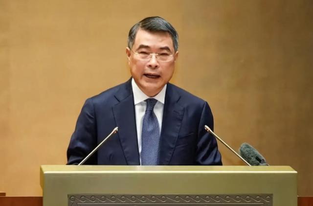 越南新上任的少壮派总理刚走马上任没多久，就把十多个部门的一把手全拉来，直接找中资