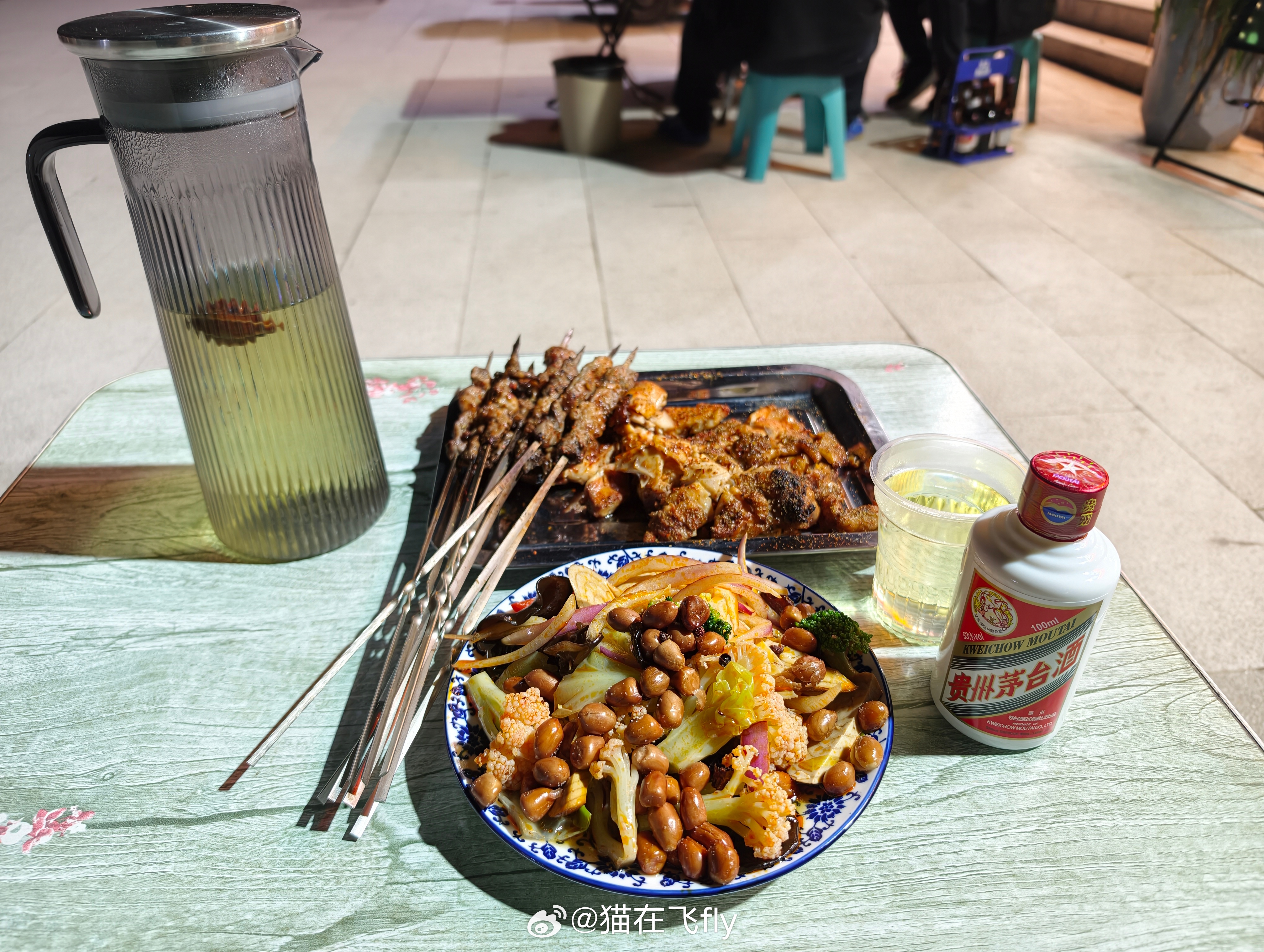 要不是隔壁老哥提醒自己都忘了又老了一岁原来都是过阴历生日有了娃以后就跟着娃过阳历