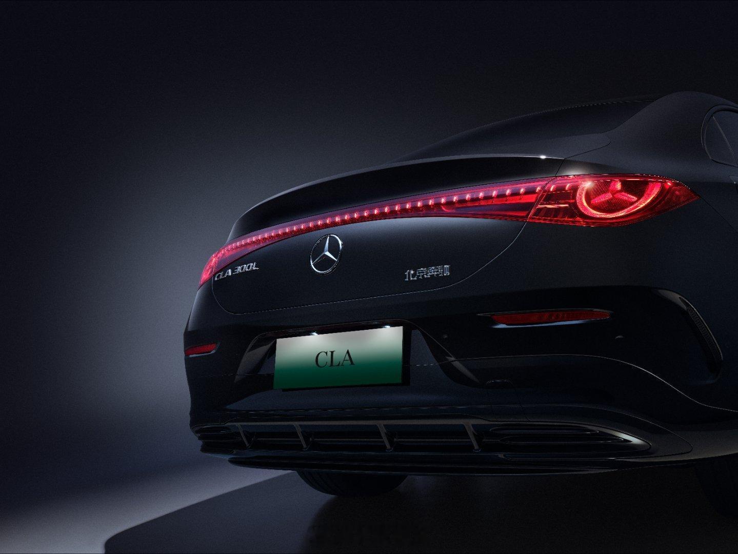 平替很好但我选奔驰这回CLA算是摸准小姑娘小伙子们的脉门了，科技+配置+颜值，主