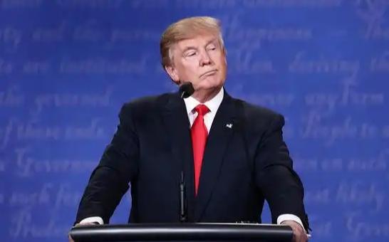 十一月最后一天。
发生了三件大事！

首先是美军出手了！
炸死了一名基地组织头目