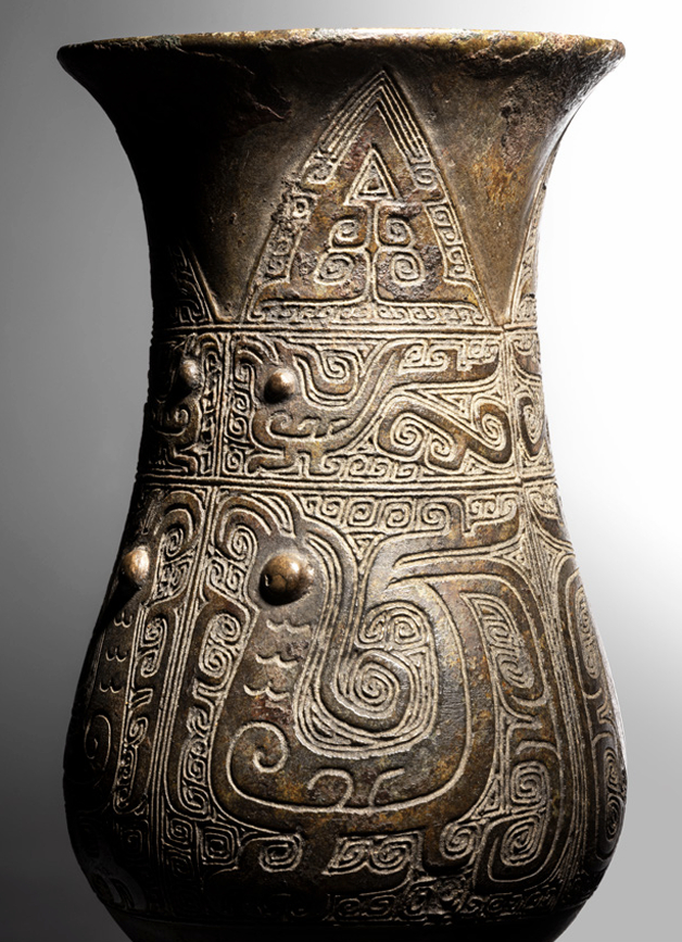 每天一件青铜器 法国私人收藏的西周早期凤鸟纹觯 , 铭“X父乙” 