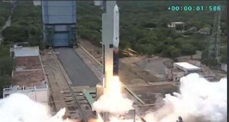 2026年7月18日，一枚7层楼高的火箭从印度东海岸腾空而起，15分钟后准确入轨