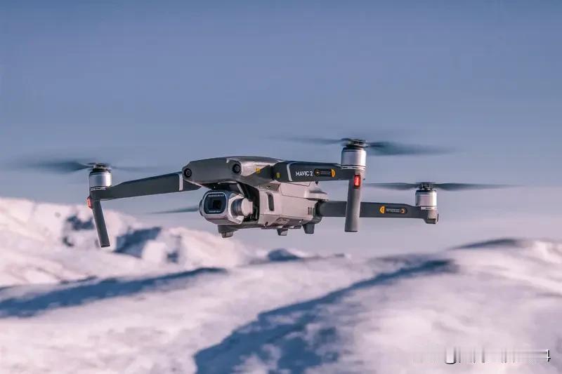 乌称无人机奔袭近2000公里击中俄军舰 最近俄乌局势又有新动态，乌称无人机奔袭近