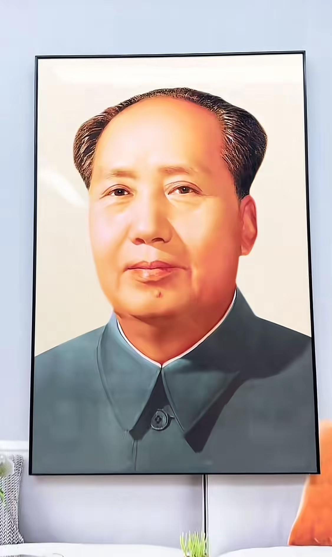 毛泽东思想，永远是中国人民的精神支柱
 
为什么岁月越久，毛主席的形象越清晰？为