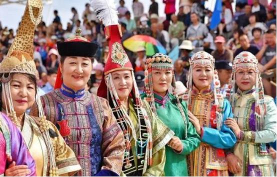 放着中俄好邻居不处非要去舔美国大腿？蒙古网民喊“不开放领空就请美军驻军”这种蠢话