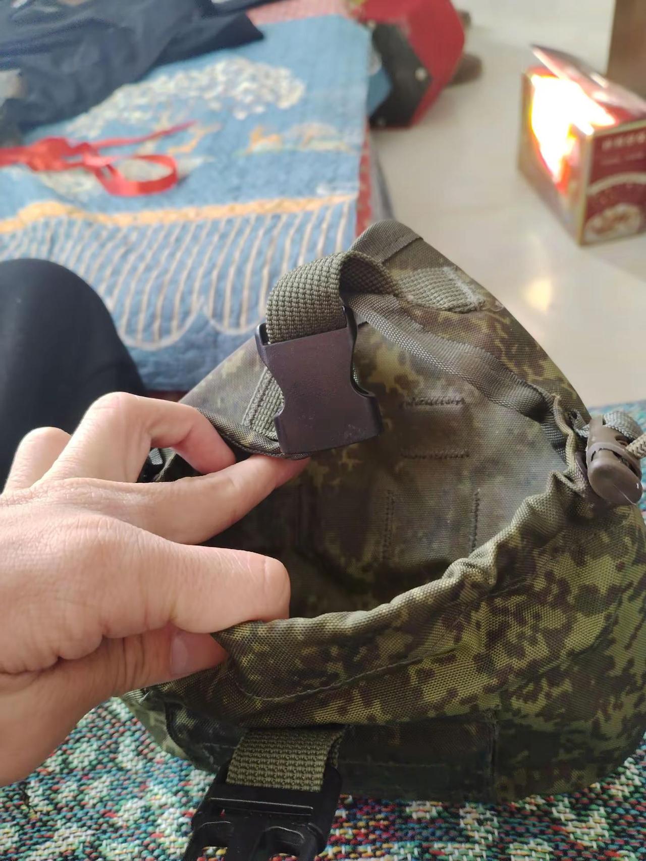 俄军6Sh117 系列 模块化携行具配套的水壶包一代的复刻水平不错挺适合造型的