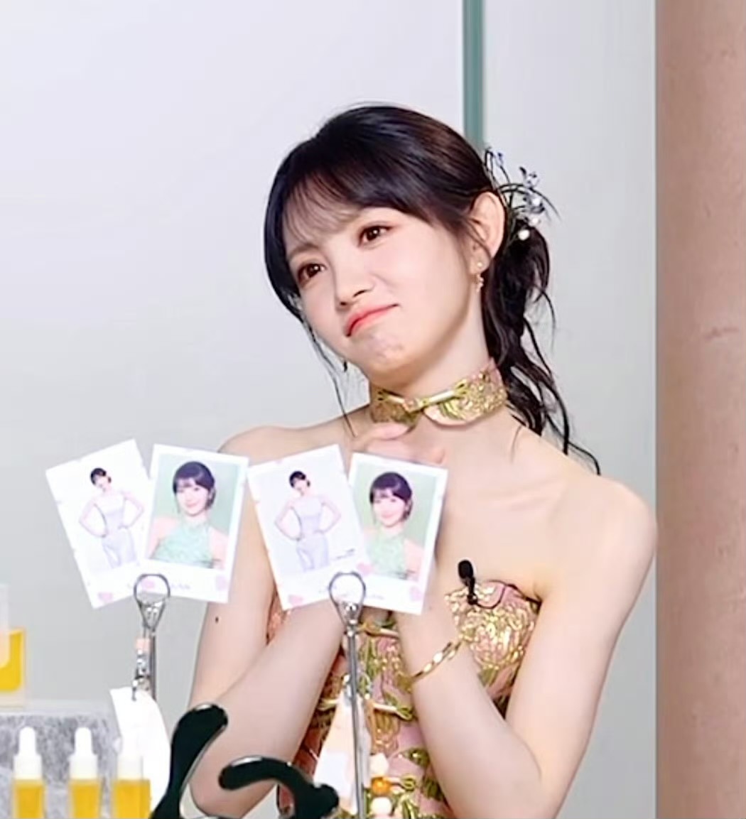 田曦薇小表情好萌，女孩你怎么这么多萌萌小表情呀🥺🫶🏻 